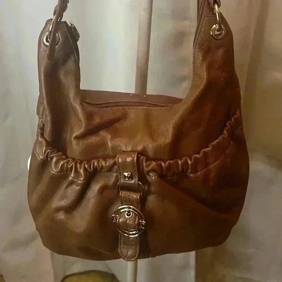 Stone Mountain Accessories Handbags - Stone Mountain Leather Shoulder Bag